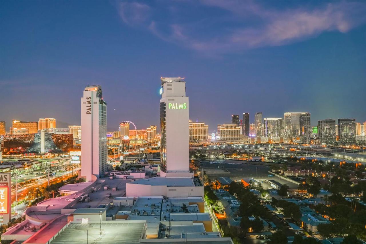 Huge Modern Luxury 17 Floor Panoramic Corner Suite With Open Balcony ラスベガス エクステリア 写真