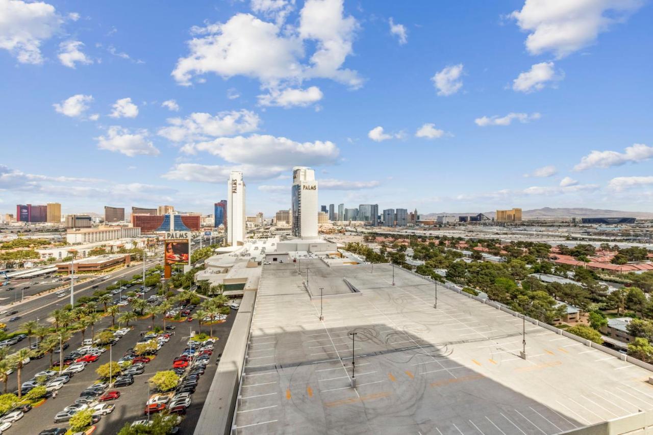 Huge Modern Luxury 17 Floor Panoramic Corner Suite With Open Balcony ラスベガス エクステリア 写真