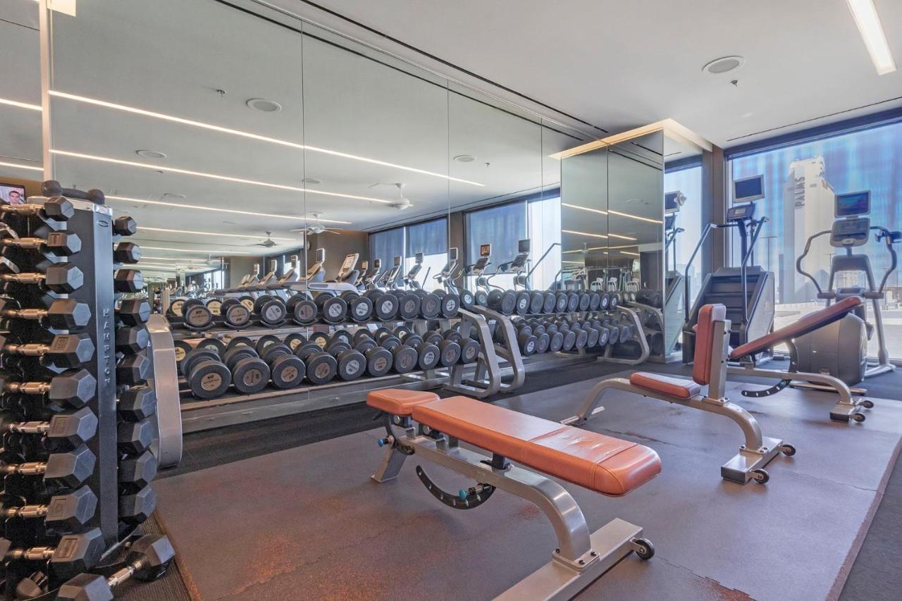 Huge Modern Luxury 17 Floor Panoramic Corner Suite With Open Balcony ラスベガス エクステリア 写真