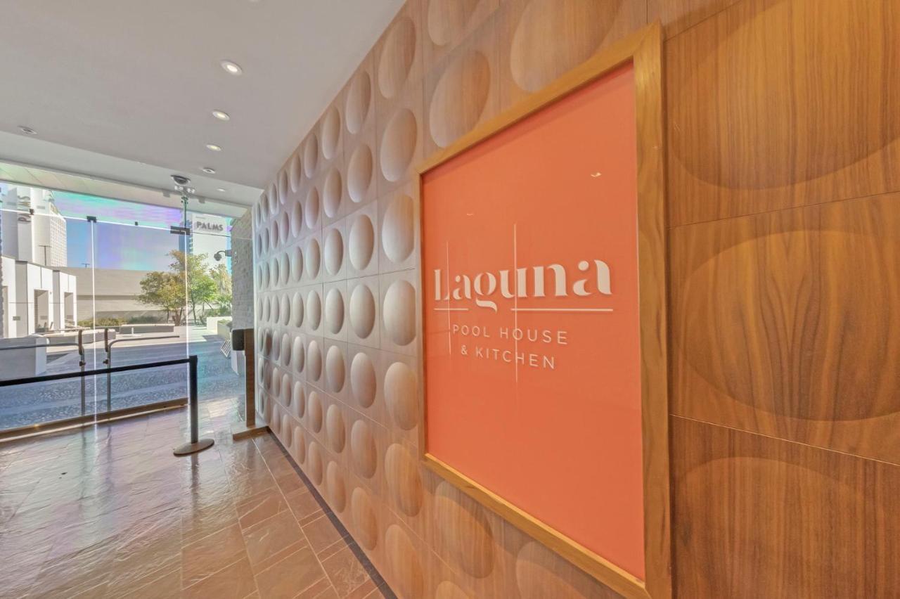 Huge Modern Luxury 17 Floor Panoramic Corner Suite With Open Balcony ラスベガス エクステリア 写真